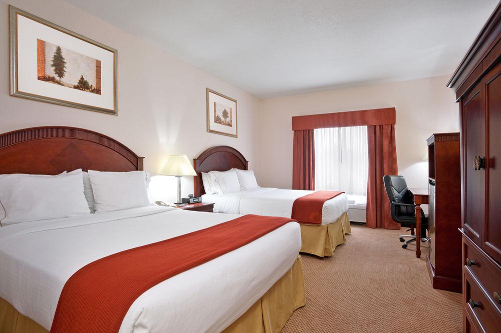 Holiday Inn Express & Suites Detroit - Farmington Hills By Ihg Northville Eksteriør billede