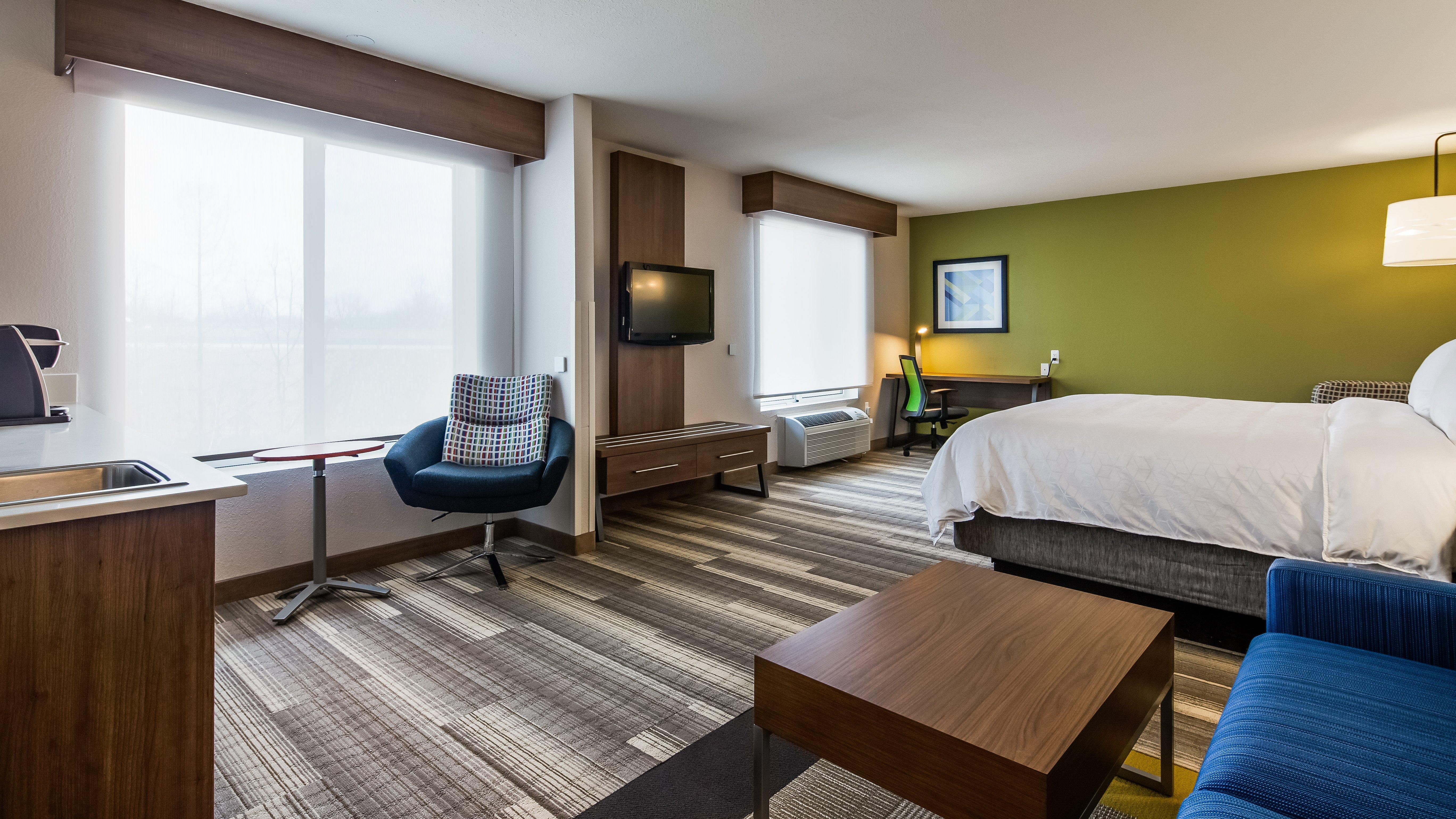 Holiday Inn Express & Suites Detroit - Farmington Hills By Ihg Northville Eksteriør billede