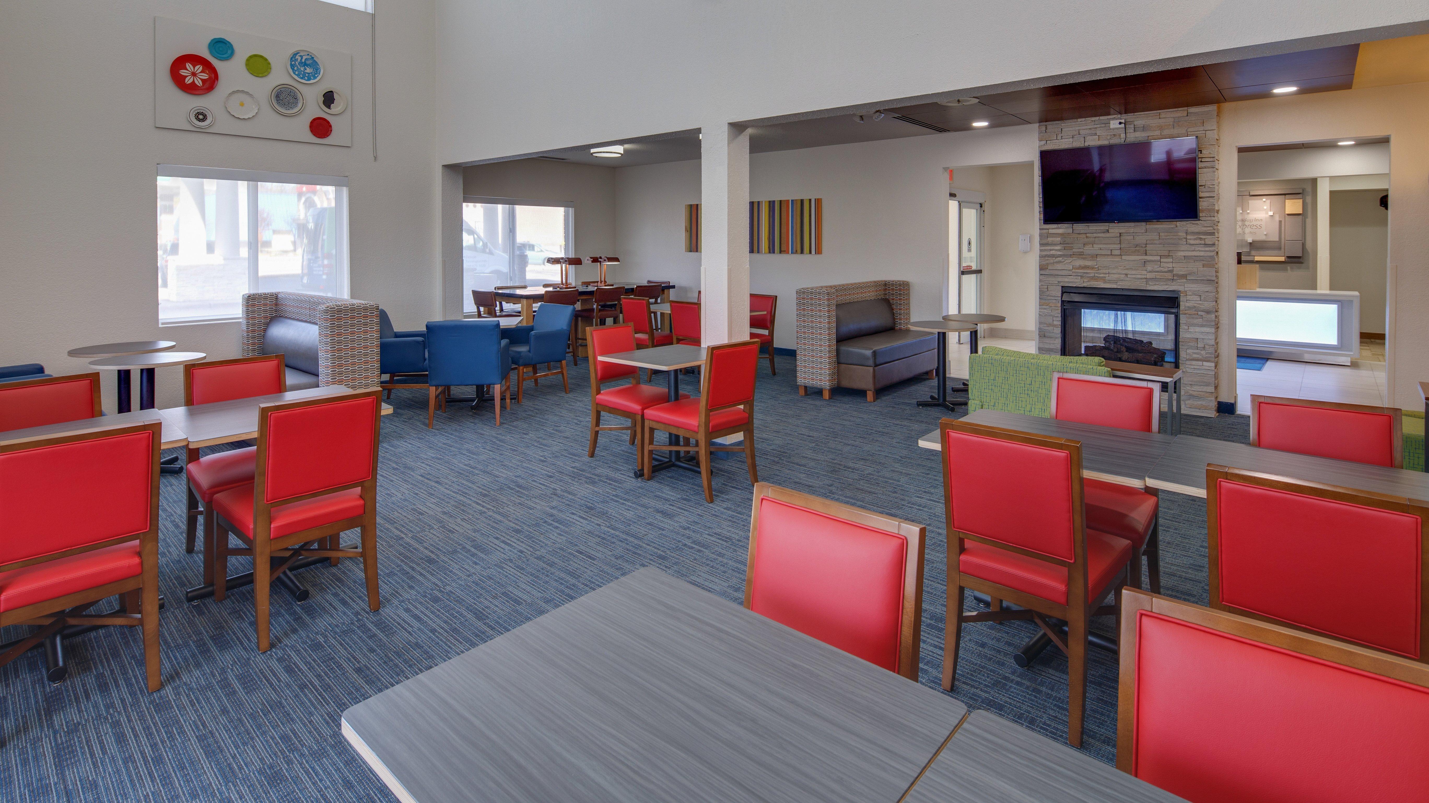 Holiday Inn Express & Suites Detroit - Farmington Hills By Ihg Northville Eksteriør billede