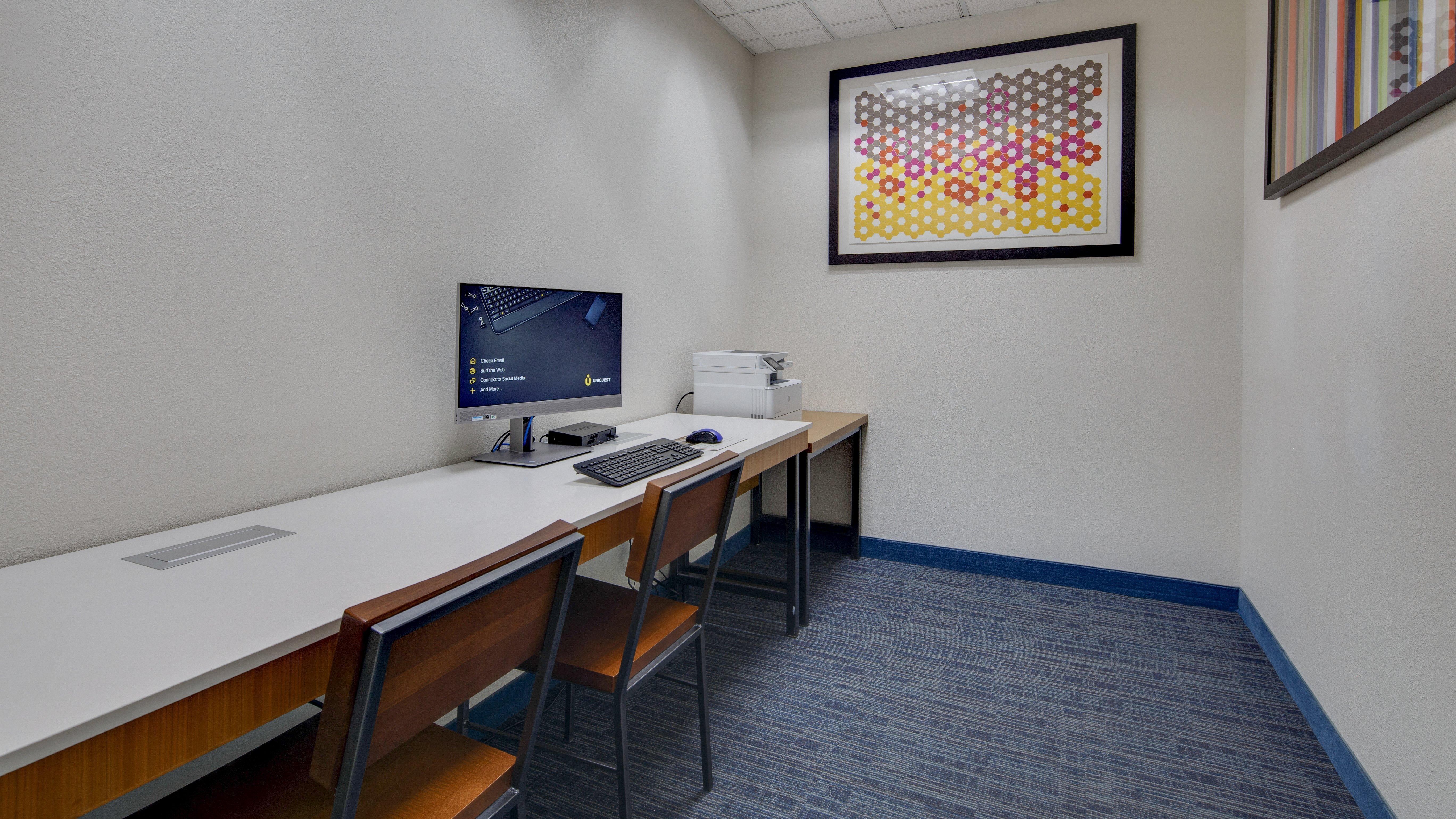 Holiday Inn Express & Suites Detroit - Farmington Hills By Ihg Northville Eksteriør billede